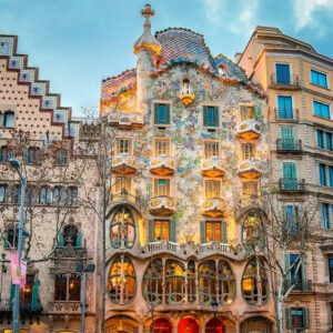 Barcelona 360º: Gaudi, Olympic Barcelona and the Spanish Village